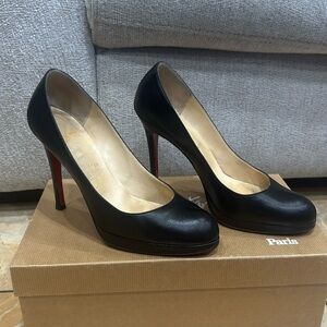 Christian Louboutin size 9 black pumps/heels